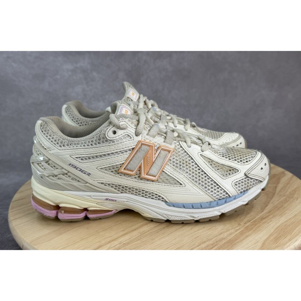 New Balance 1906R Sea Salt Pink Sugar Mens 7 Womens 8.5 Running Shoes M1906RBP